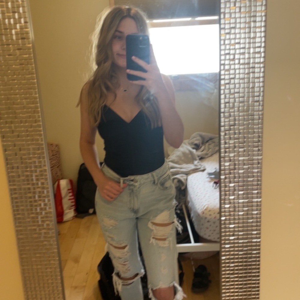 Meet your Posher, Leah